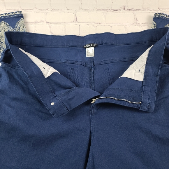 Venus Wmn's 20 Paisley Jeans Royal Blue - Picture 7 of 11